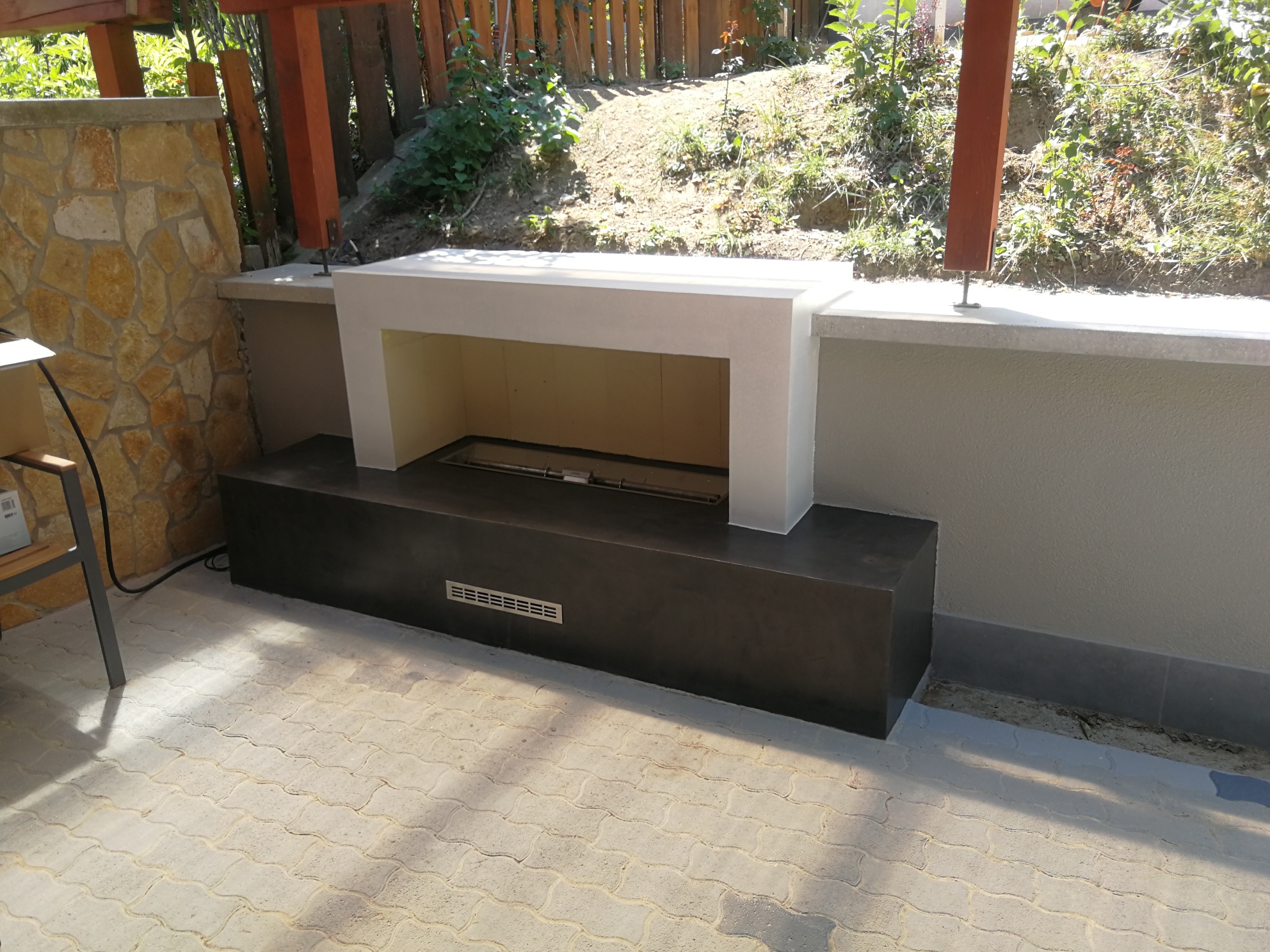 Mikrocementes beton hatású felületek